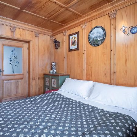 Olimpia Lodge กอร์ตินาดัมเปซโซ ภายนอก รูปภาพ