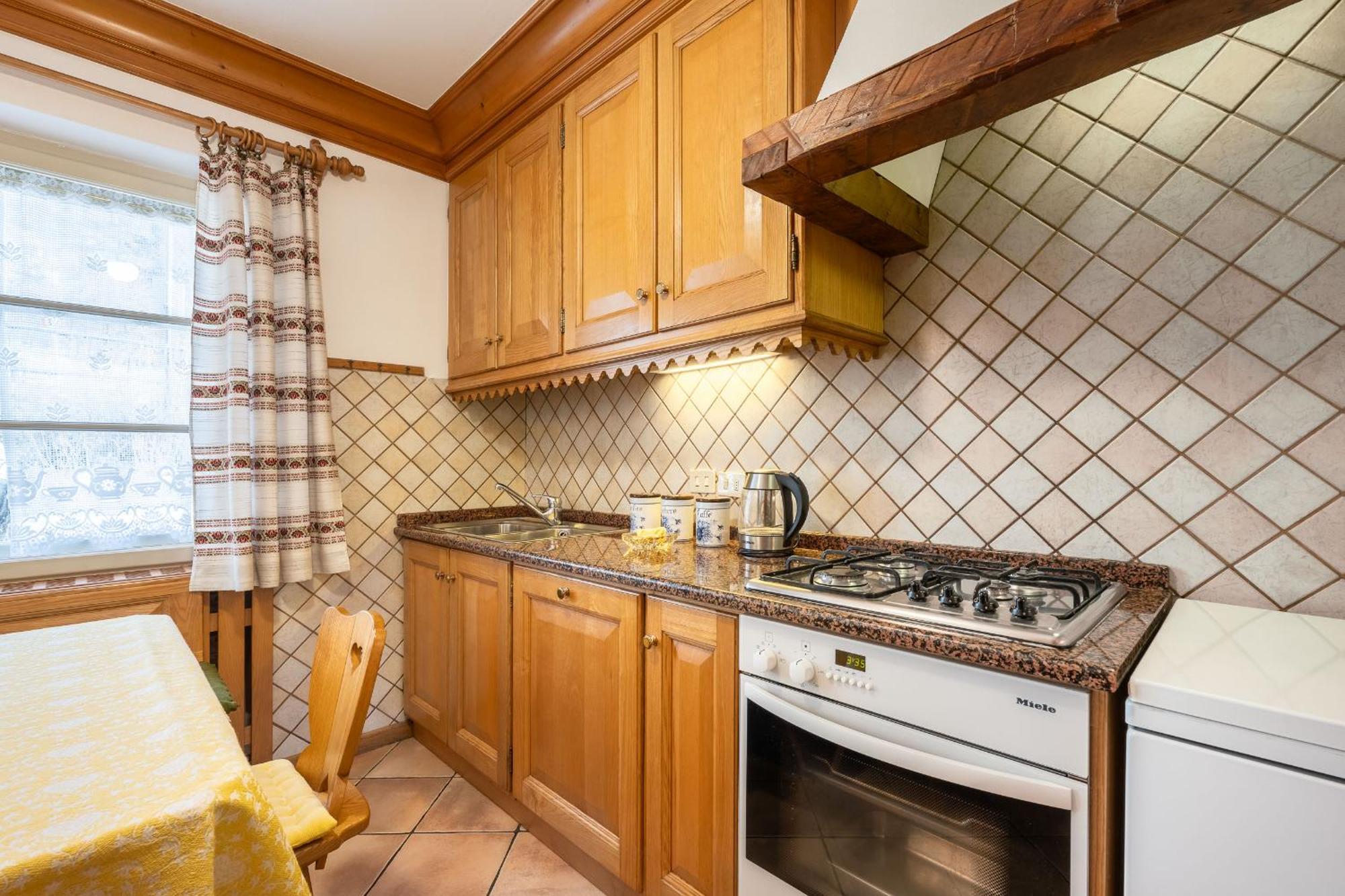 Olimpia Lodge กอร์ตินาดัมเปซโซ ภายนอก รูปภาพ