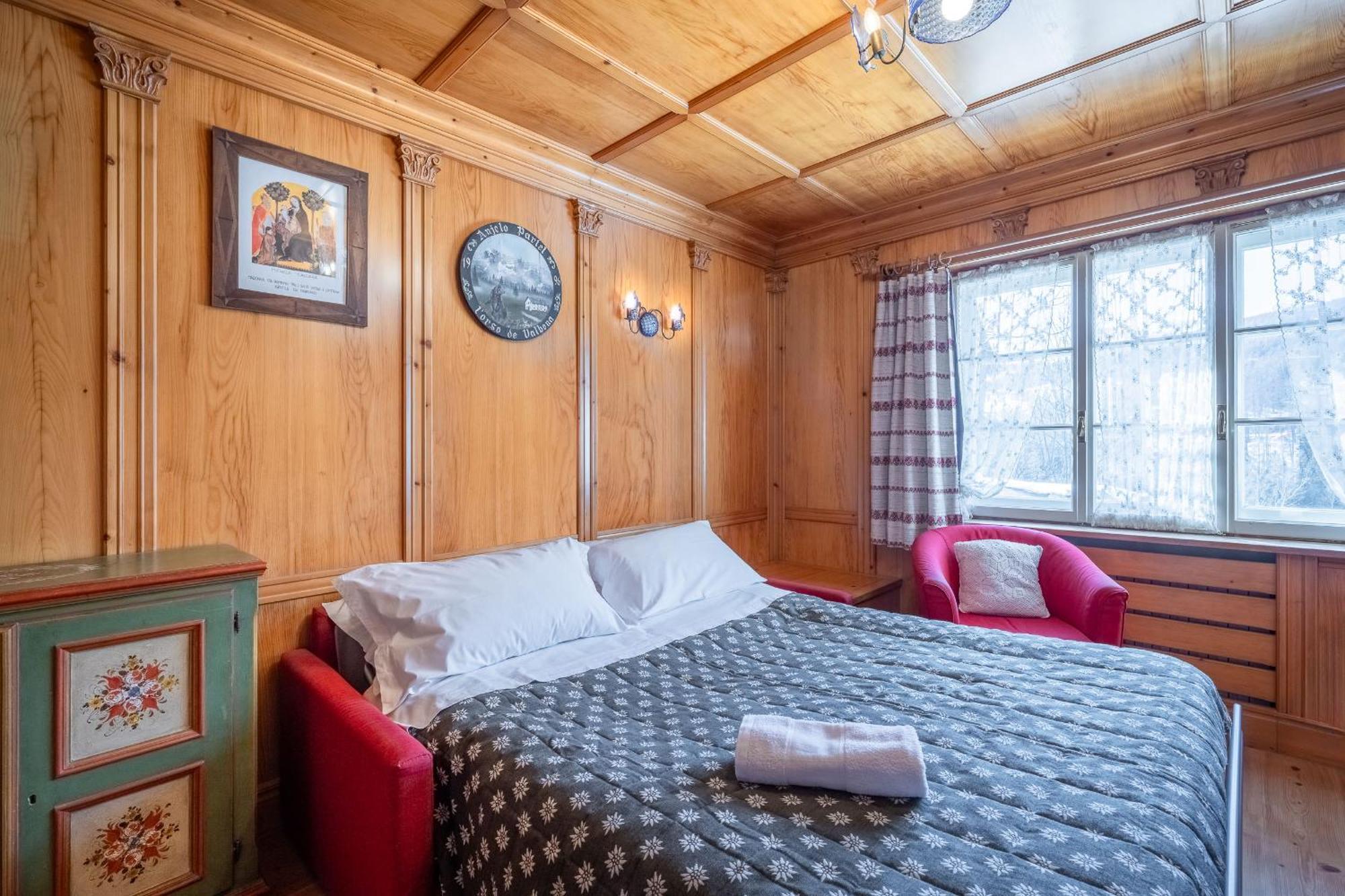 Olimpia Lodge กอร์ตินาดัมเปซโซ ภายนอก รูปภาพ